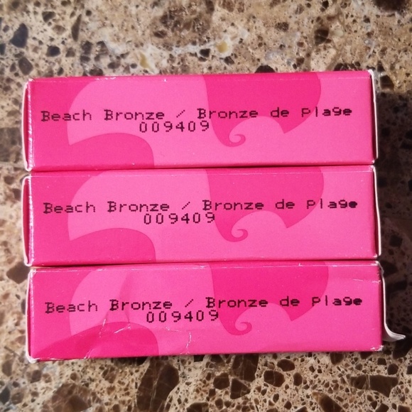 Beach Bronze: Mary Kay Lip Gloss - Picture 6 of 6